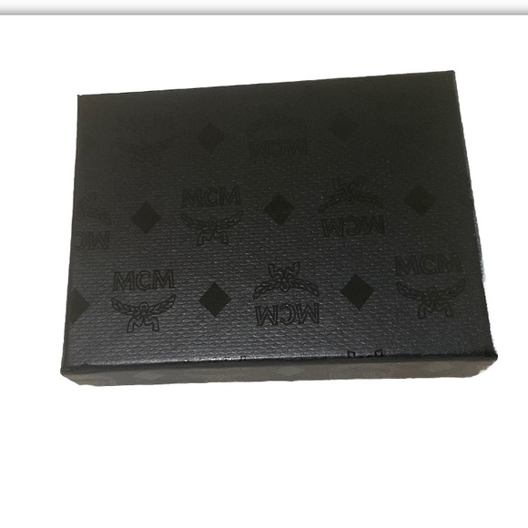 MCM small Box with MCM dust bag and cards of authenticity.